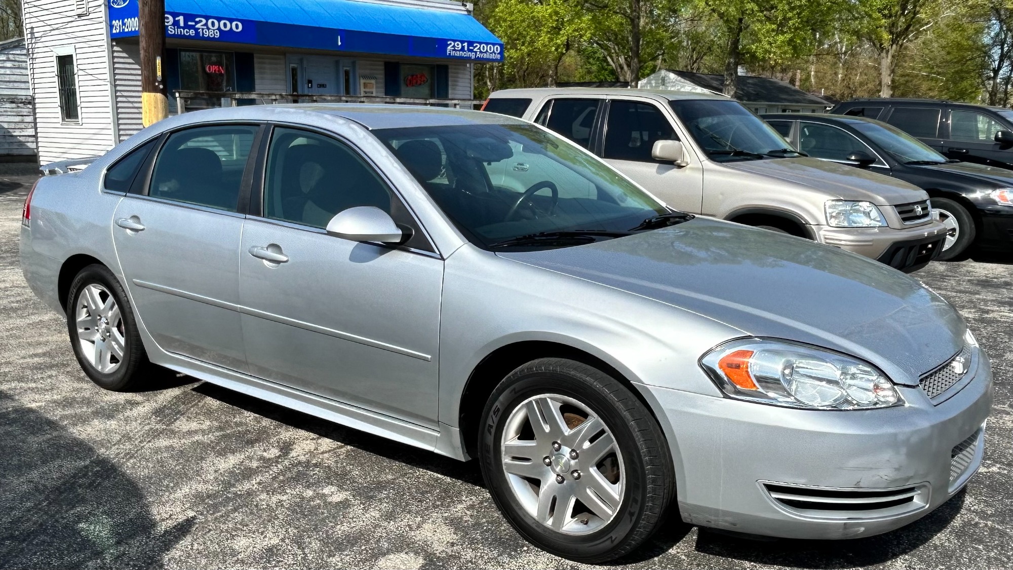 photo of 2013 Chevrolet Impala LT / IN HOUSE 